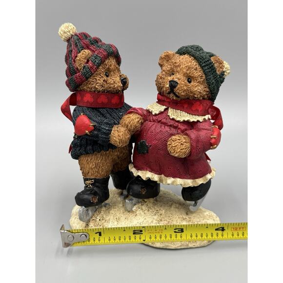 Heart Patch Place Bear Couple Ice Skating Figurine First Edition 1996 - Picture 4 of 11